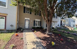 32 MEADOWSIDE Court, INDIAN HEAD, MD 20640