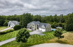 8 Red Barn Circle, Scarborough, ME 04074