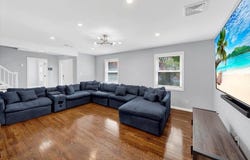 176 Edgepark Road, White Plains, NY 10603