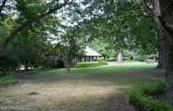 3084 & 3114 Tom Collins, Utica, MS 39175