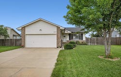 1440 E Sunset Ct, Goddard, KS 67052-8532