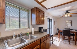 3131 W COCHISE Drive, Phoenix, AZ 85051