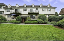 18 Williamsburg Ct, Shrewsbury, MA 01545