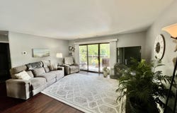 845 Summit Park Court N, Crown Point, IN 46307