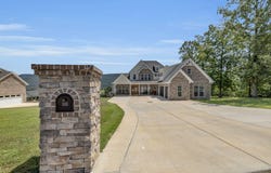 300 Skyhigh Drive, Dunlap, TN 37327