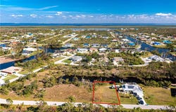 9582 Salt Lake Street, Port Charlotte, FL 33981