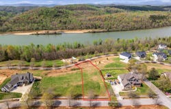 119 Parkberry Rd, Oak Ridge, TN 37830