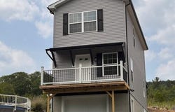 1025 W Princeton Avenue, Palmerton, PA 18071