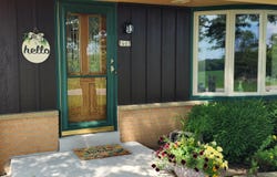 7607 S Clement Ave, Oak Creek, WI 53154