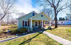 905 Orchard Street SW, Valdese, NC 28690