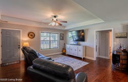 150 Peabody Loop, Coxs Creek, KY 40013