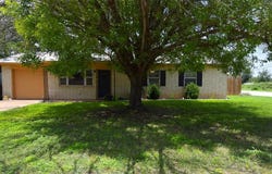 900 Sagemont Drive, Brady, TX 76825