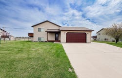 2550 Frank Ave SE, Huron, SD 57350