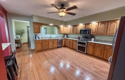 801 North 10th Street, Monmouth, IL 61462