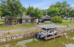 412 Mercury Court, Granbury, TX 76049