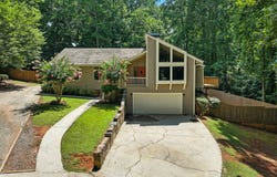 6302 Valley Stream, Cumming, GA 30040