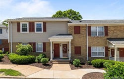 9106 W Swan Circle, St Louis, MO 63144