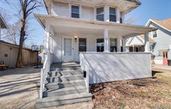 924 Johnson Street, Carlinville, IL 62626