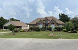 408 Meadow Court, Hardinsburg, KY 40143