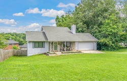 8404 Doral Circle, Knoxville, TN 37938
