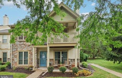 2302 FOXMEADOW CIRCLE, ROYERSFORD, PA 19468