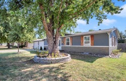 1608 N Ranch Rd, McPherson, KS 67460