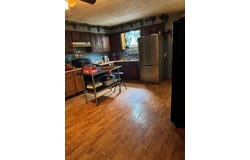144 North Plum Street, Irvine, KY 40336