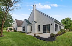 16 Marigold Cir, Egg Harbor Township, NJ 08234