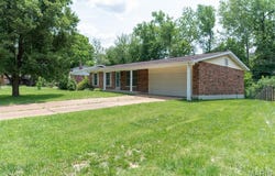 11042 Wylestone Court, Unincorporated, MO 63126