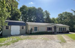6890 E County Road 800 N, Bainbridge, IN 46105