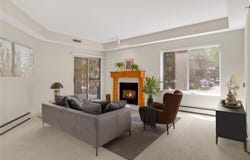 7520 Edinborough Way, Edina, MN 55435