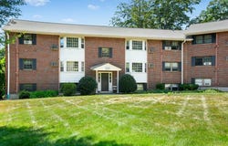 1 Town House Lane, Acton, MA 01720