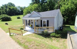 608 E Main ST, Bedford, VA 24523