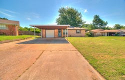 611 Spruce Drive, Yukon, OK 73099