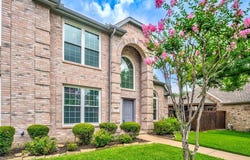 127 Pecan Valley Drive, Irving, TX 75063