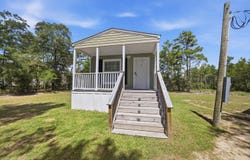 29 Canterbury Drive, DeFuniak Springs, FL 32433