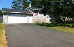 412 Charles Street, Paw Paw, MI 49079