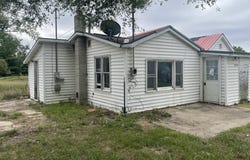 2536 E Michigan Avenue, Lupton, MI 48635