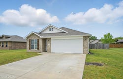 2102 Birdie Lane, Neosho, MO 64850