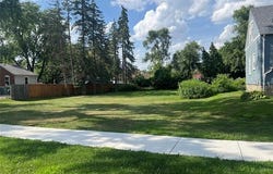 32270 Bridge Street, Garden City, MI 48135