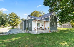 301 S Oak Street, Mentone, IN 46539