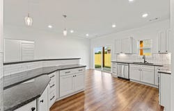 2 Wendike Lane, Bella Vista, AR 72715