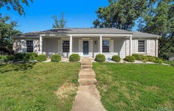 15645 Dresden Lake Court, Chesterfield, MO 63017