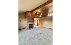 3141 E Raynell Street, Springfield, MO 65804