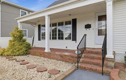4146 new york Avenue, Island Park, NY 11558
