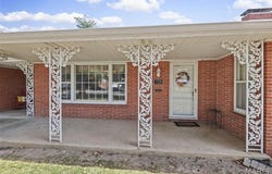 728 S Moore Street, Nashville, IL 62263