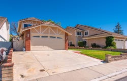 830 Devon Court, Simi Valley, CA 93065