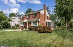 614 WINDSOR PLACE, MOORESTOWN, NJ 08057
