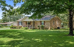 128 N Valley, Searcy, AR 72143