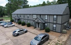 1906 W Matthews Avenue, Jonesboro, AR 72401